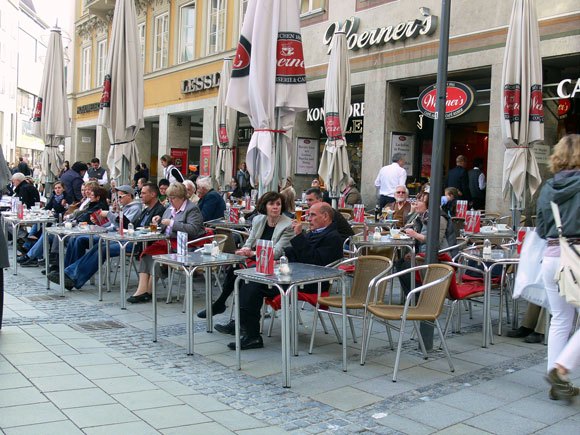 Мариенплац - Кафе на площади