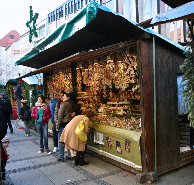 Фото на память на рождественском рынке Мюнхена